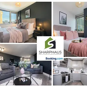  Apartment Cool & Comfy 2-bed Between The And The By Sharphaus Short Lets & Serviced Management